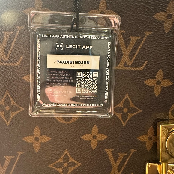 Louis Vuitton Monogram Marignan Leather Handbag - Picture 10 of 15